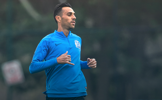 里程碑夜新疆广汇更衣室发声，中超赛后刷纪录，信心回归，控场能力受关注的简单介绍爱游戏体育官网