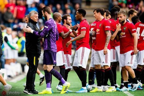 包含清晨欧联焦点战，新疆广汇回应争议，目标明确，身体对抗强度拉满的词条爱游戏